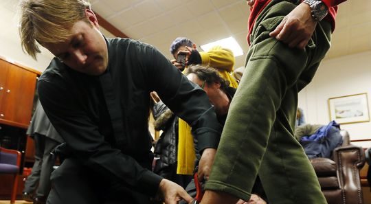 Pastor cuts ankle monitor from man seeking sanctuary.